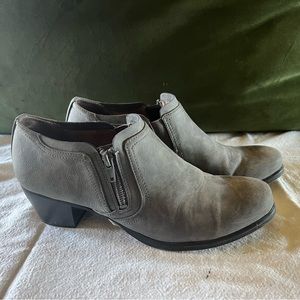 Naturaliser Grey Booties